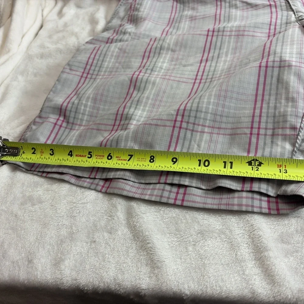 PGA Tour Men's Golf Shorts Size 42 Gray/Pink‎ Plaid Flat Front Polyester